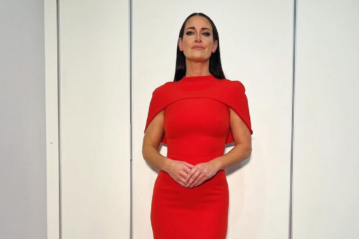 Kirsty Gallacher unveils new look; fans react positively on Instagram