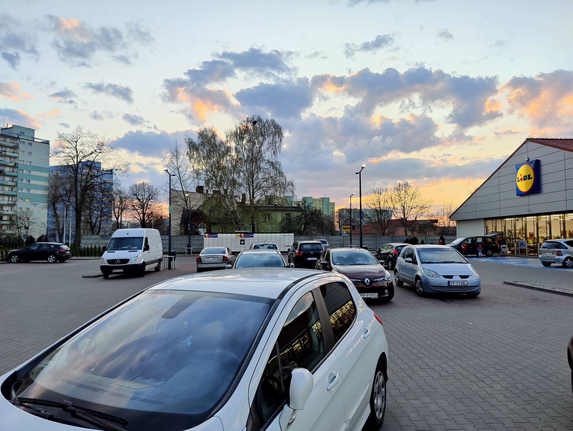 Nieoszlifowany diament. Test OnePlusa 9 Pro 3