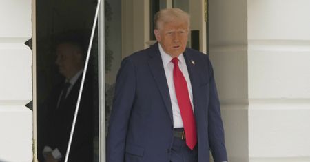 Niedoszły zabójca Trumpa w sądzie. Próbował dźgnąć się długopisem