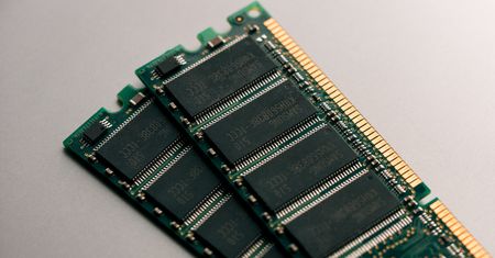 DDR5 RAM ma imponować taktowaniem. Pamięć szybsza niż podkręcone DDR4