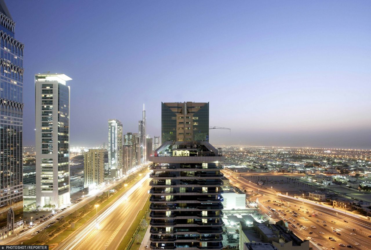 Wojna w Ukrainie. Jak bogaci Rosjanie obchodzą sankcje