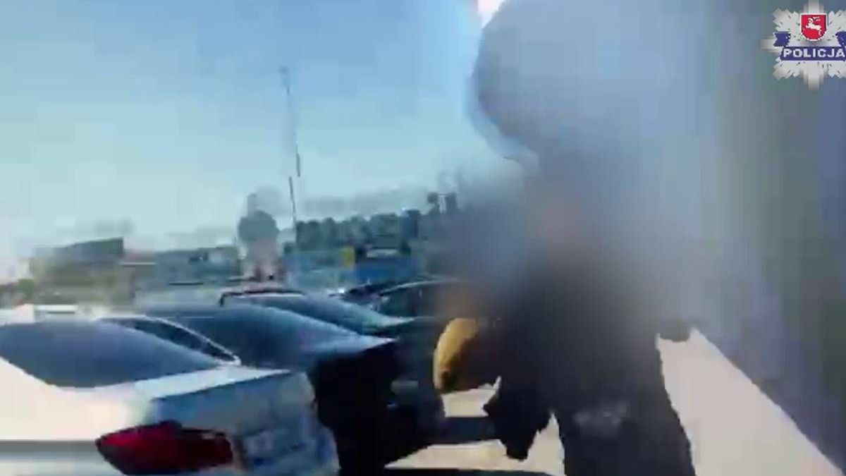 Policjant ruszył w pościg za złodziejem