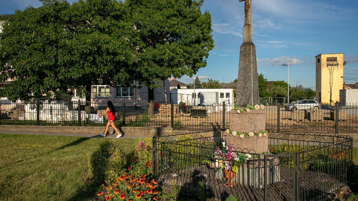 Nie będzie podatku od kapliczek - mówi wiceminister Neneman