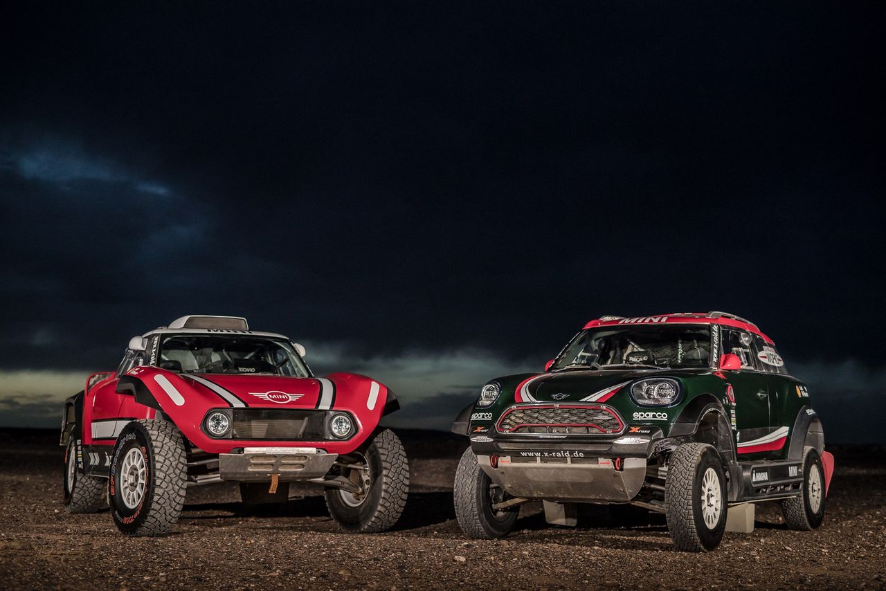 Zespół X-raid i Mini przygotowali auto zbudowane na Dakar w zupełnie nowej koncepcji.