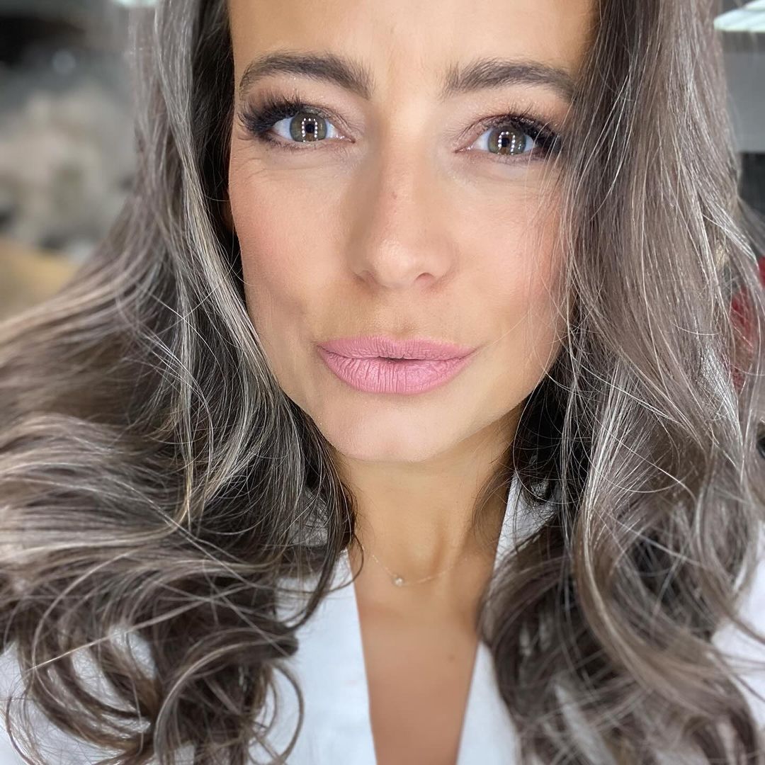 Anna Mucha i naturalny kolor jej włosów (Instagram)