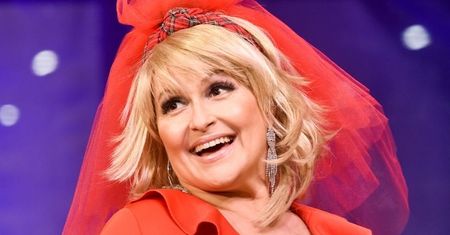 Katarzyna Skrzynecka pozuje z córką na greckich wakacjach: "Jaka do mamusi podobna" (ZDJĘCIA)