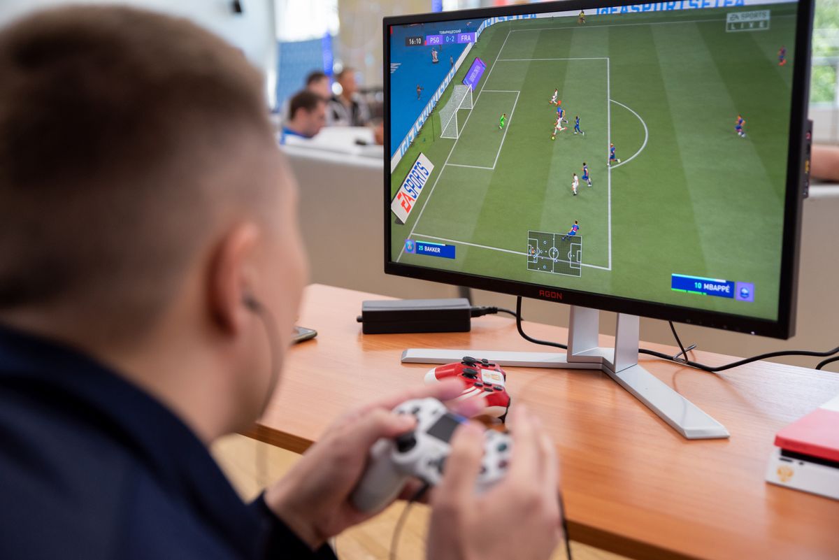 EA Sports FC 24 będzie pierwszą grą z serii znanej dotychczas jako "FIFA", sprzedawaną pod nową nazwą