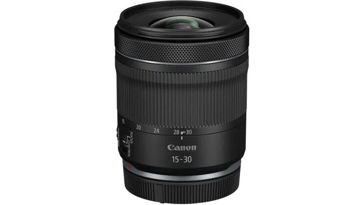 Canon pokazuje 2 nowe obiektywy: RF 24 mm f/1.8 oraz 15-30 f/4.5-6.3 2