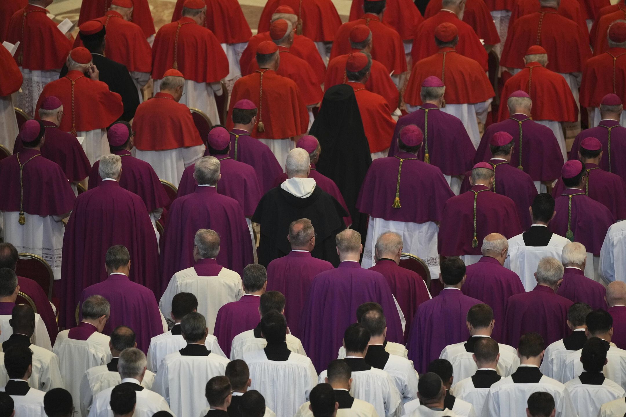 Następcę papieża Franciszka będą wybierać m.in. czterej polscy k