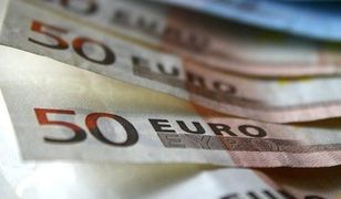 Bank Szwecji tnie stopy procentowe. Korona coraz słabsza wobec euro