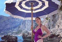 "One Big Happy": seksowna Kelly Brook w letnim wydaniu