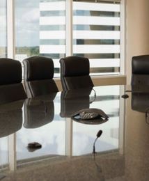 Firmy bez nazw rekrutują. Czy są wiarygodne?