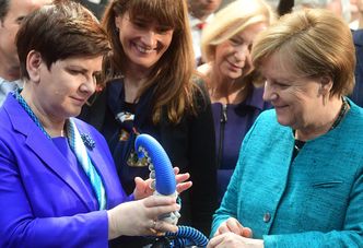 Targi w Hanowerze. Szydło i Merkel otworzyły polskie stanowisko