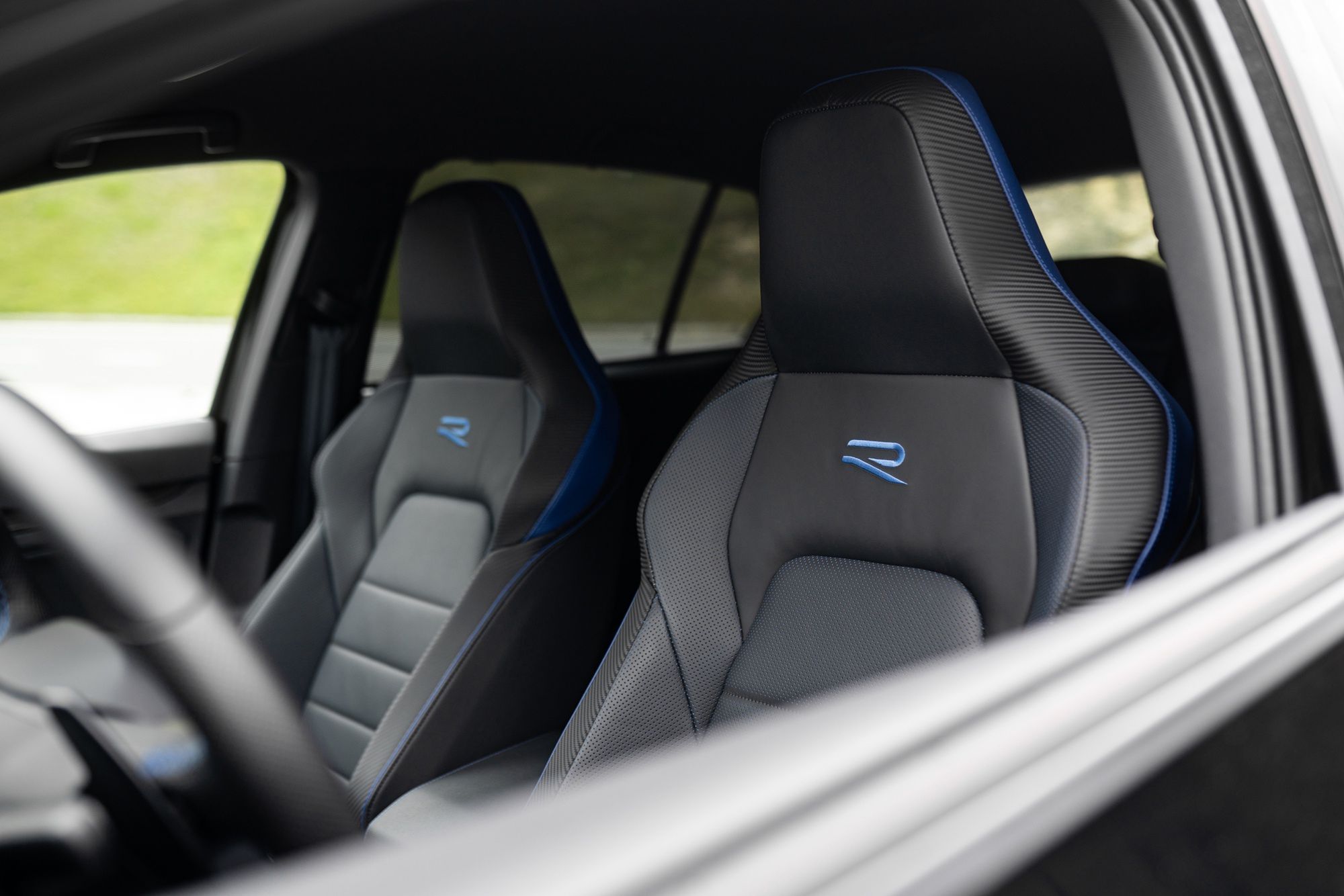 Gran turismo: Volkswagen Golf GTI Clubsport i R w Alpach