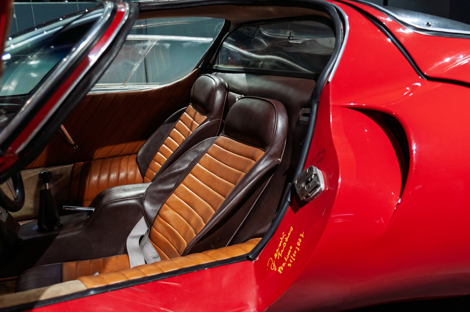 Klasyczna Alfa Romeo 33 Stradale (1967)