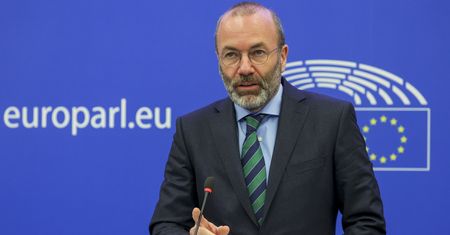 "Otwieramy nowy rozdział". Manfred Weber komentuje wyniki wyborów