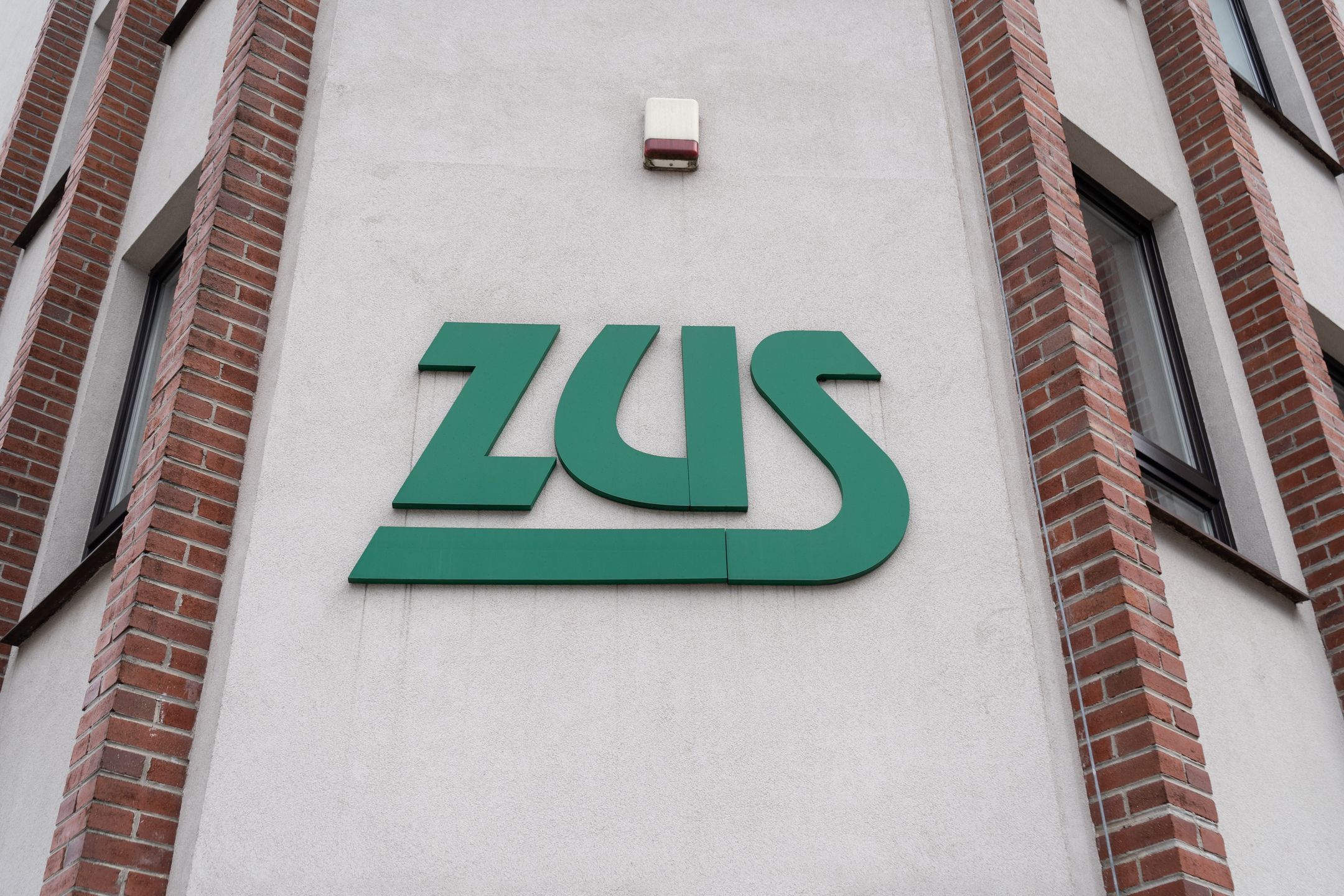 zus, polish, social, insurance, logo, sign, zaklad, ubezpieczen, spolecznych, signage, signboard, pension, poland, retire, retirement, benefits, tax, unit, administration, agency, building, company, department, employee, finances, financial, fund, government, green, guaranteed, health, income, inspectorate, institution, insured, labour, law, ministry, money, name, national, office, organization, payment, policy, public, service, state