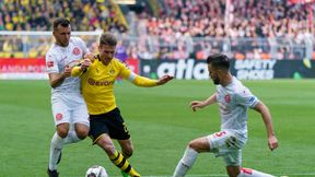 Bundesliga: Borussia Dortmund pokonała Fortunę Duesseldorf i pozostała w grze o mistrzostwo, gol Dawida Kownackiego