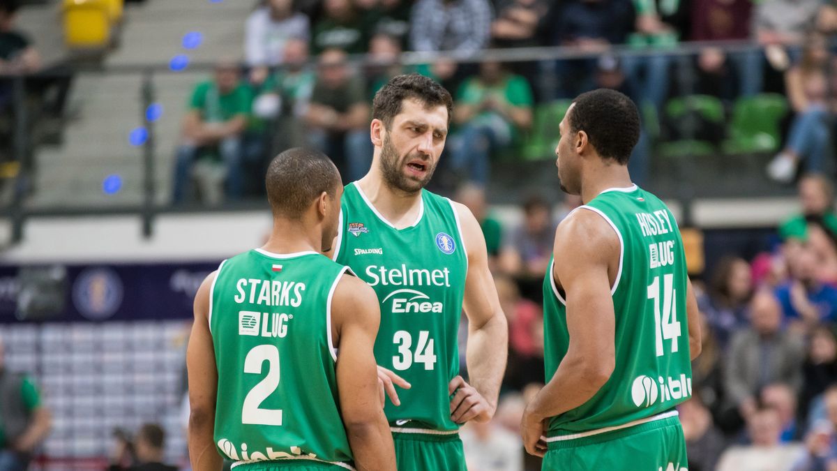 Zdjęcie okładkowe artykułu: Newspix / Tomasz Browarczyk / Na zdjęciu: koszykarze Stelmetu Enei BC Zielona Góra