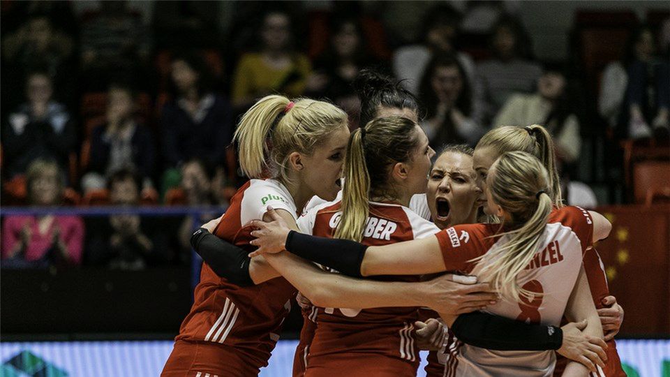 Zdjęcie okładkowe artykułu: Materiały prasowe / volleymasters.ch / Na zdjęciu: reprezentacja Polski siatkarek