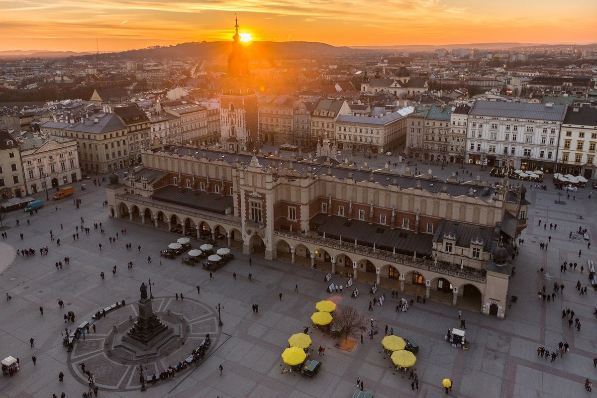 To już pół roku. Wiemy, jakie efekty przyniosła nocna prohibicja w Krakowie