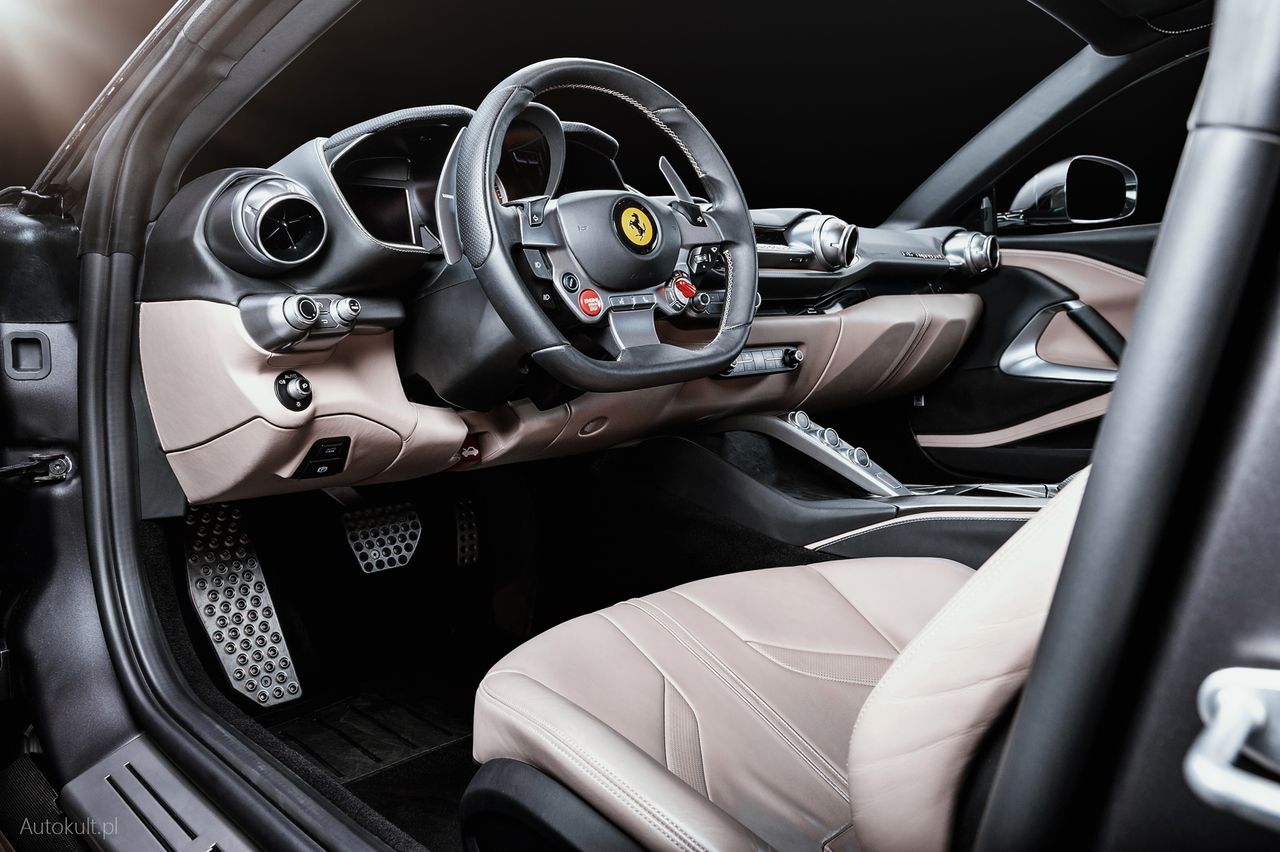 Ferrari 812 Superfast (2017) (fot. Konrad Skura)