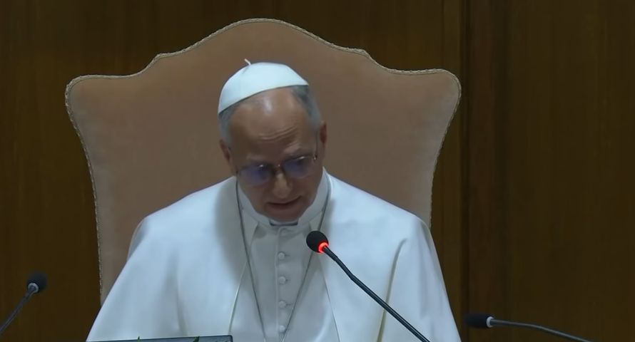 Papież Leon XIV wydał encyklikę o AI. "Przeżywamy zmianę epoki"