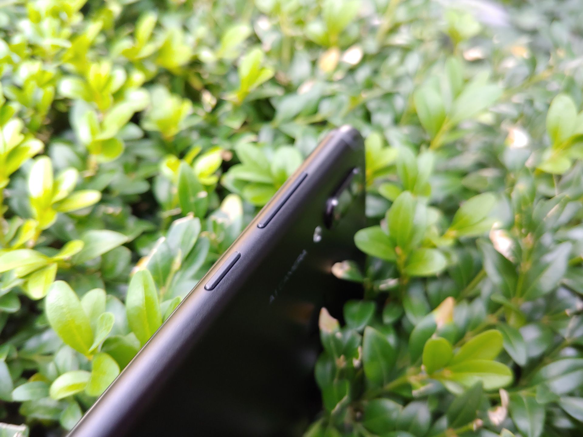 Najtańszy smartfon z flagową specyfikacją. Honor Play wchodzi do Polski 9