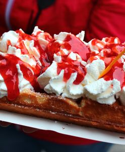 Chciała kupić gofry dzieciom. Zobaczyła ceny. Zrezygnowała