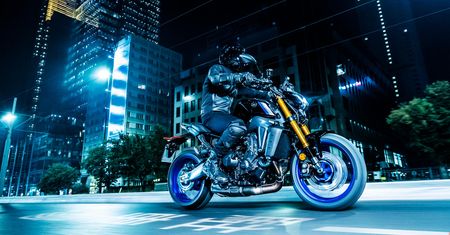 Nowa Yamaha MT-09 SP – debiutuje druga generacja bardziej sportowej odmiany nakeda