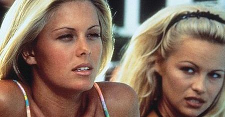 "Słoneczny Patrol": Nicole Eggert walczy z nadwagą