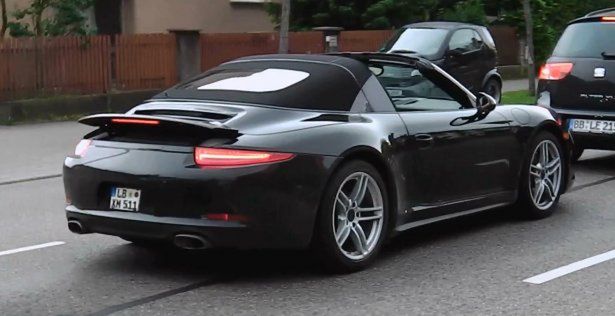Porsche 911 (991) Targa przyłapane bez dachu [wideo]