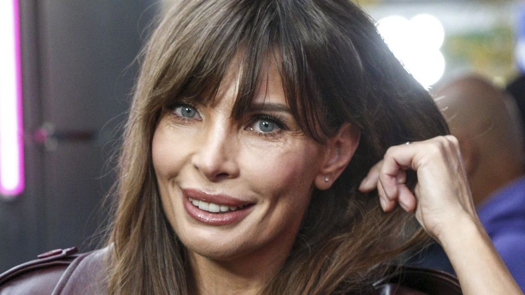 Agnieszka Dygant w charakterystycznych długich włosach z grzywką