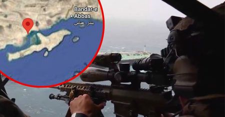 Nocne naloty USA. Iran mówi o uderzeniach w pobliżu cieśniny Ormuz