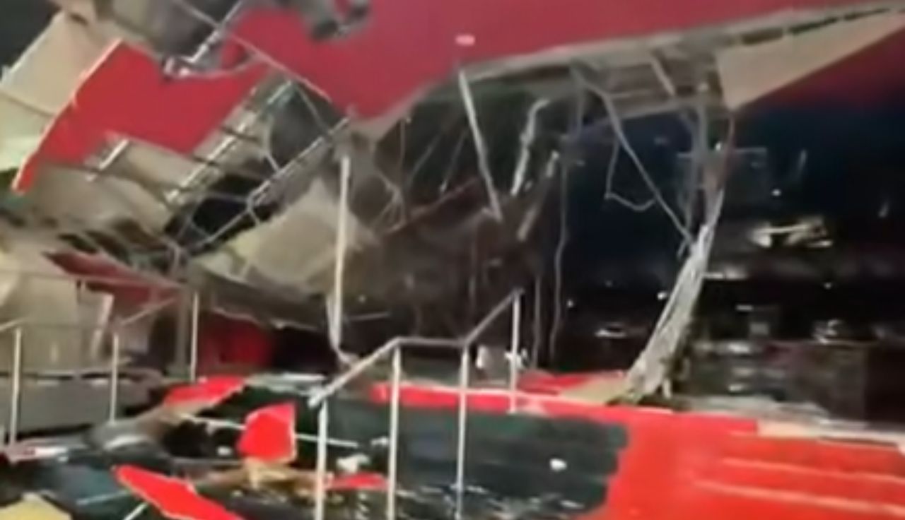 Zawalił się sufit. Dramatyczne chwile w galerii. Pokazali nagrania