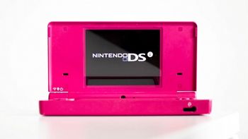 Dokumentacja sugeruje gry z Nintendo DS na jednym ekranie Switcha 2