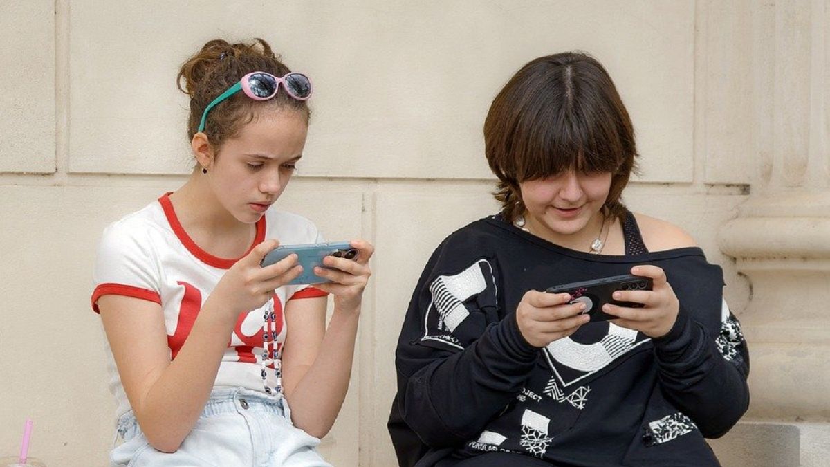 Zdaniem portugalskiego rządu telefony szkodzą dzieciom