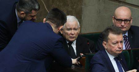Pretensje do europosłów PiS. "Zareagowali za późno"