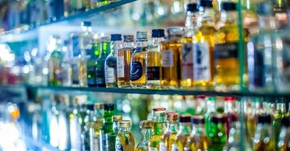 Whisky wypiera wódkę? Duże zmiany na polskim rynku alkoholi