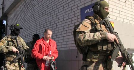 Podwójne zabójstwo pod Warszawą. Zbrodnia sprzed lat wyjaśniona