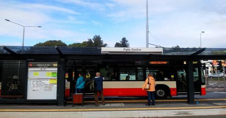 Gdańską flotę zasili 21 nowych autobusów i 15 tramwajów. Będą miały lodówki i USB