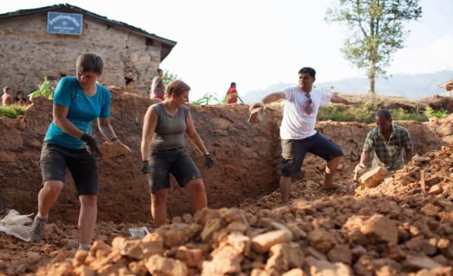 Lekarze polecą leczyć Nepalczyków w "Małej Polsce". To odpowiedź na ubiegłoroczne trzęsienie ziemi