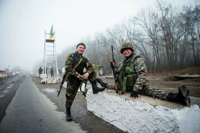 "Kijów sam wpycha Donbas w ręce Rosji"