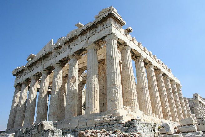 Turyści z Niemiec wpłacili Grecji "swoją część" reparacji wojennych