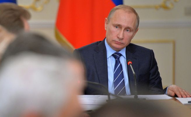 Putin oskarża Kijów o "przestępczy rozkaz" nasilenia walk w Donbasie