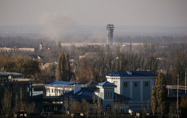 Siły rządowe Ukrainy: kontrolujemy sytuację na lotnisku w Doniecku