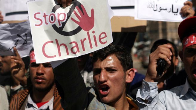 Część Jemeńczyków jest przeciwna publikacjom "Charlie Hebdo" - protest w Sanie