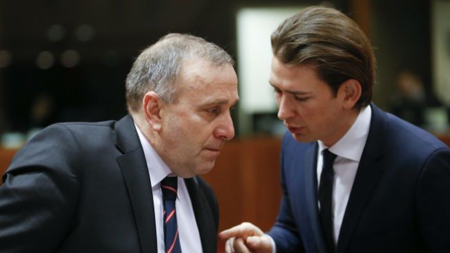 Minister spraw zagranicznych Grzegorz Schetyna z szefem austriackiej dyplomacji Sebastianem Kurzem