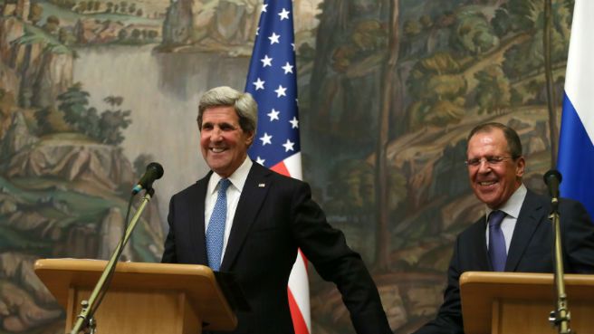 John Kerry i Siergiej Ławrow na wspólnej konferencji w 2013 roku