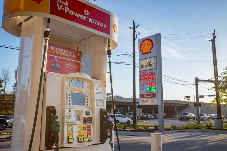 Shell nadal kupuje rosyjski olej napędowy, a zarzekał się, że przestanie